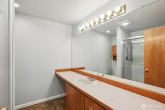 Guest Bathroom - Hallway