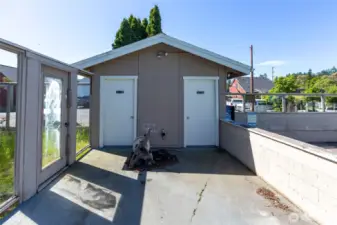 pool restrooms