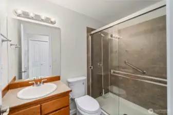 Junior Suite Bath