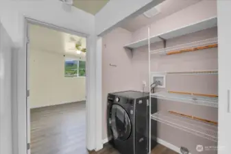 Combo washer/dryer in downstairs of ADU