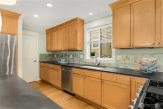 And, walk-in pantry
