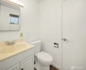 1/2 Bathroom off of Primary