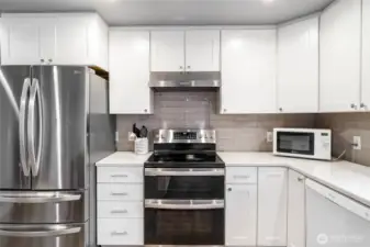 This kitchen is pretty AND functional.