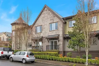 Always plenty of guest parking in front of the building.