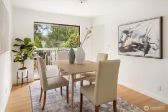 West home - 22511: The dining room has direct access to the spacious kitchen and large, large private deck.