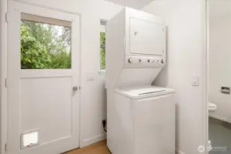 West home - 22511:  Multi functional laundry room,