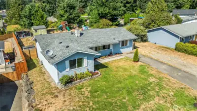 1400 sq ft rambler on  shy 1/4 acre lot