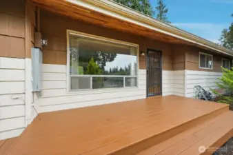 One-Story Living - no stairs.