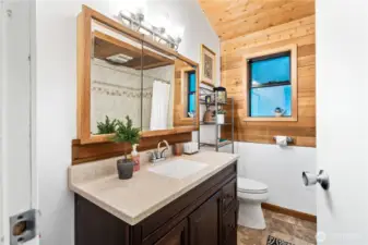 Upstairs Bathroom