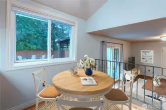 breakfast nook (Virtually staged)