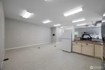 detached shop