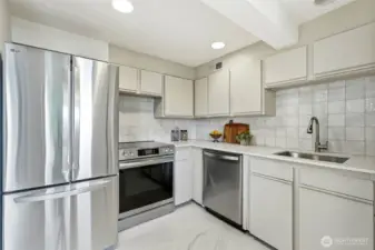 lower level kitchen, ADU/MIL