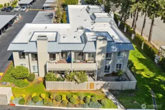 Bottom right corner unit