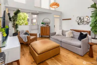 Living room with 17' ceiling