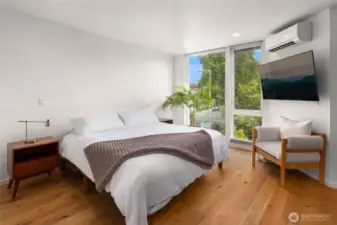 3rd floor primary bedroom