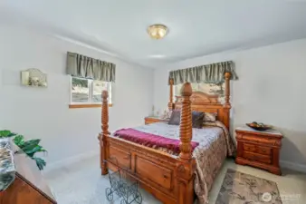 Main level bedroom