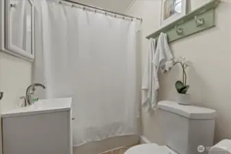 Full main floor bath