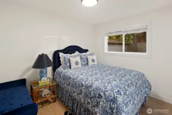 UNIT A- primary bedroom