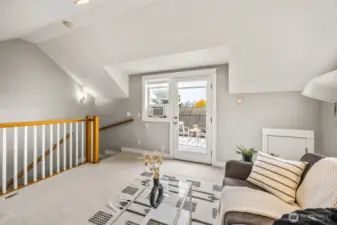 Charming upper floor spacious flex space.