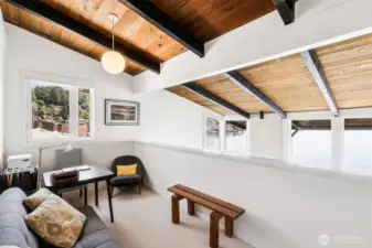 Second bedroom/office space.