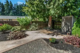 Beautifully landscaped yard