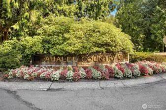 Entry to Sahalee Country Club is just down the street. Access by membership.