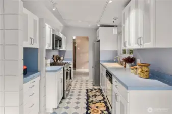 Classic style, updated function—enjoy a timeless kitchen outfitted with stainless steel appliances