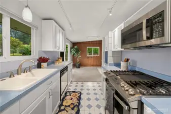 A kitchen that works as hard as you do—bright, organized, and spacious for all your culinary needs