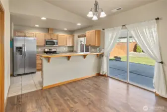 Very spacious & functional kitchen!