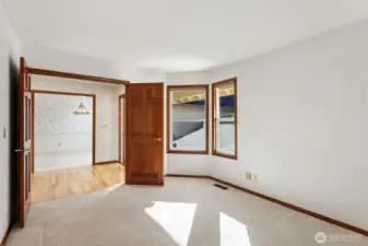 4th Bedroom/Den/Office