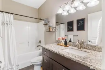 Main bathroom across from bedroom 3 & 4