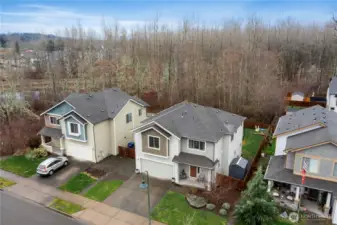 Wetlands behind house no neighbors behind.