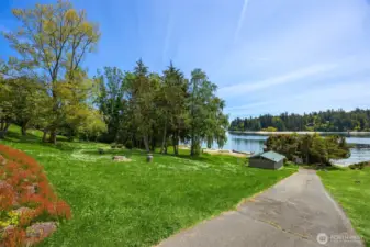 Only minutes to Old Man House Park