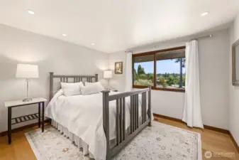 Guest Bedroom 1