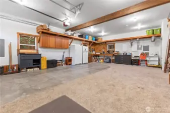 Large 2 car garage