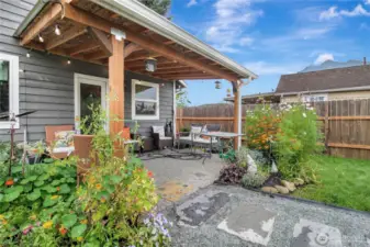 back covered patio.