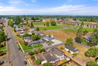 Short walk to heart of Buckley and Glacier Middle School