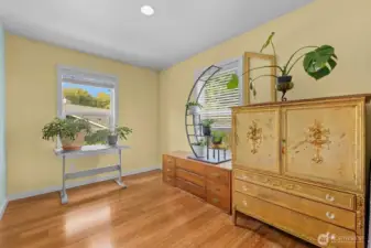 Bonus space perfect for home office, craft area or game room