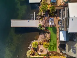 75' of Lake Washington waterfront