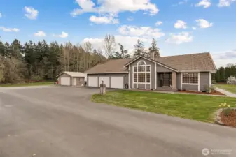 Quiet oasis on nearly 3 acres