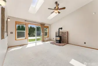 Second living area with gas fireplace