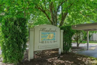 Woodland Hills Condominium is in the heart of Woodinville and offers amazing amenities.