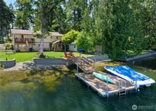 Private dock on Island Lake!