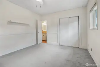 Looking toward the first en-suite bath.