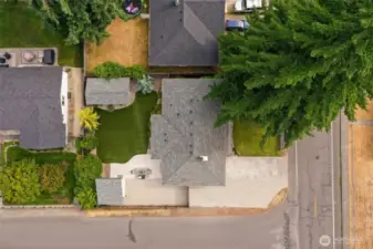 Don't wait - come see 5902 Elm St today. You're sure to fall in love - make it yours before someone else does!