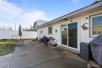 Imagine your summer BBQ's out here!