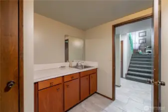 Utility Room with W/D