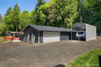 Back of Expansive Garage