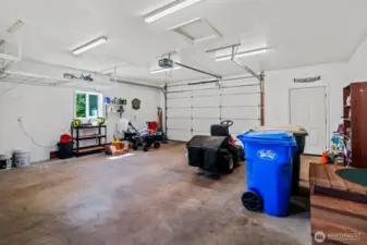 Extra large, insulated and sheet rocked garage