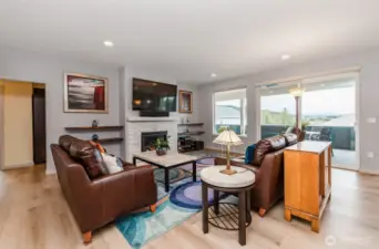 Spacious View-Oriented Great Room
